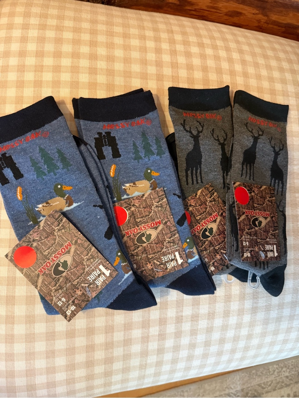 Mossy Oak Men’s Hunting Novelty Crew Socks - 4 Pair